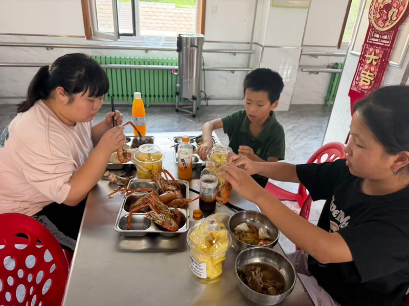 盒马罗氏虾和水果4.jpg