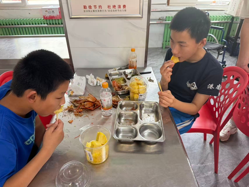 盒马罗氏虾和水果5.jpg